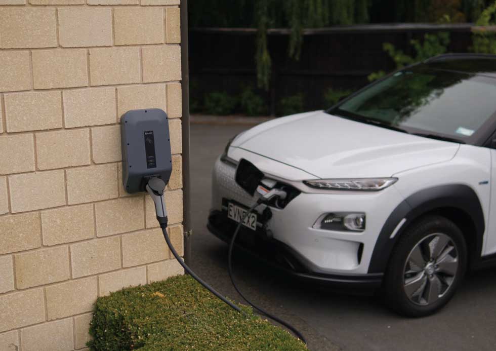 ประกันรถยนต์ : เตรียมระบบไฟฟ้าภายในบ้าน รองรับรถยนต์ EV