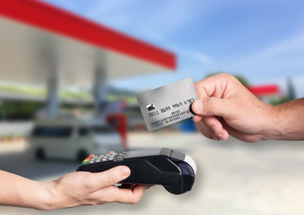 ประกันรถยนต์ : ใช้บัตรเครดิตเติมน้ำมัน ธนาคารไหนดีปี 2565 โปรโมชันแบงค์ไหนคุ้มสุด