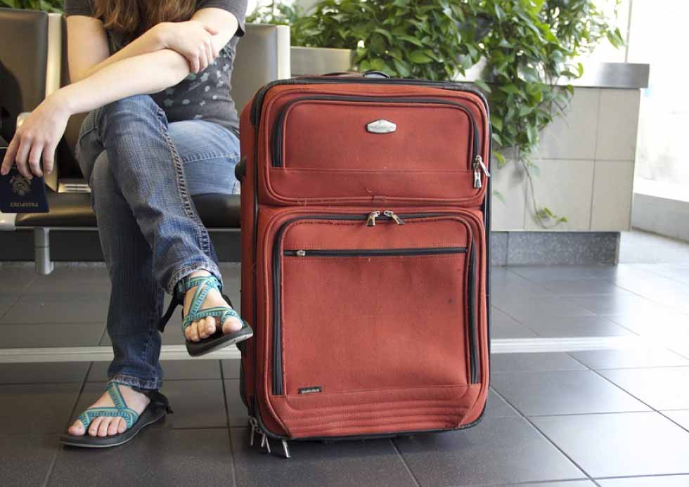 ประกันเดินทาง : เลือกวัสดุกระเป๋าเดินทางแบบไหนดี?